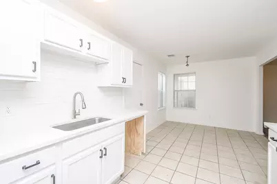 1651 Thornhollow Drive, Houston, TX 77014 - Photo 7
