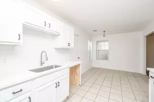 1651 Thornhollow Dr, Houston, TX 77014 - Photo 7