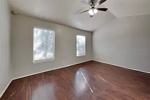 7619 Almond Springs Dr, Houston, TX 77095 - Photo 9