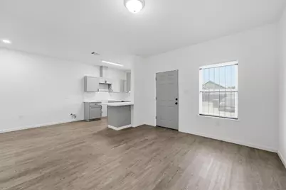 319 N Carolina Street #B, Houston, TX 77029 - Photo 5