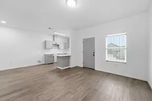 319 N Carolina St, Houston, TX 77029 - Photo 5