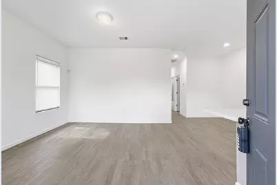 319 N Carolina Street #B, Houston, TX 77029 - Photo 3