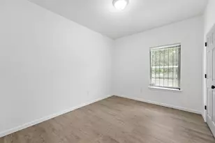 319 N Carolina St, Houston, TX 77029 - Photo 13