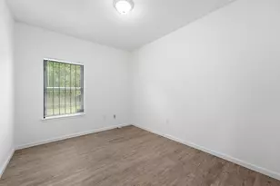 319 N Carolina St, Houston, TX 77029 - Photo 15