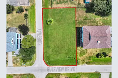 882 Gulfview Drive, Crystal Beach, TX 77650 - Photo 3