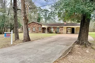 923 N Nellius St, Woodville, TX 75979 - Photo 1