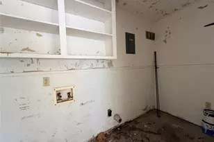 923 N Nellius St, Woodville, TX 75979 - Photo 25