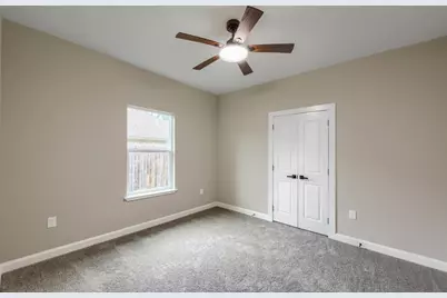 9806 Southwick Drive, Humble, TX 77338 - Photo 23