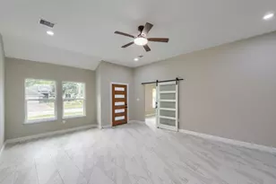 9806 Southwick Dr, Humble, TX 77338 - Photo 7