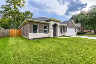 9806 Southwick Dr, Humble, TX 77338 - Photo 3