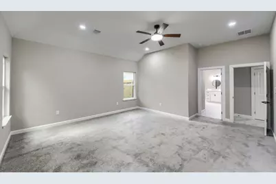 9806 Southwick Drive, Humble, TX 77338 - Photo 17