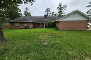 814 Oak Leaf St, La Porte, TX 77571 - Photo 7