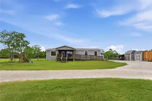 7601 Avenue P, Santa Fe, TX 77510 - Photo 3
