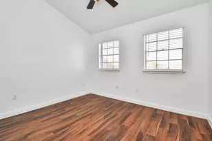 2002 Gentryside Dr, Houston, TX 77077 - Photo 23