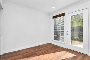 2002 Gentryside Dr, Houston, TX 77077 - Photo 13