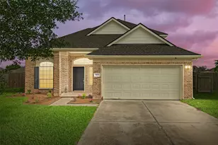 5027 Wimberly Ln, Baytown, TX 77523 - Photo 1