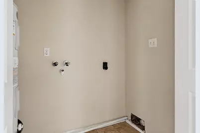 16318 Blackhawk Boulevard, Friendswood, TX 77546 - Photo 17