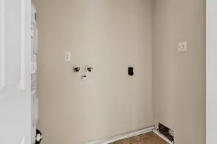 16318 Blackhawk Blvd, Friendswood, TX 77546 - Photo 17