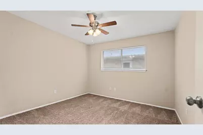 16318 Blackhawk Boulevard, Friendswood, TX 77546 - Photo 11