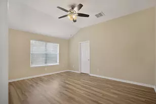 21558 Duke Alexander Dr, Kingwood, TX 77339 - Photo 9
