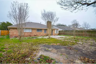818 Overland Street, Stafford, TX 77477 - Photo 19