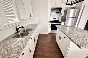 4312 Ave O 1/2, Galveston, TX 77550 - Photo 5