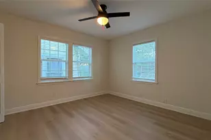 4312 Ave O 1/2, Galveston, TX 77550 - Photo 17