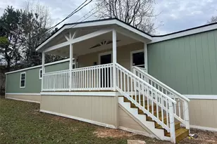 105 Earl Rd, Huntsville, TX 77320 - Photo 1