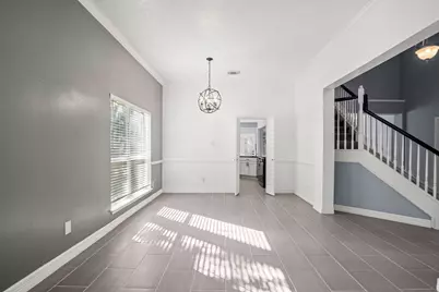 47 N Winterport Circle, The Woodlands, TX 77382 - Photo 3