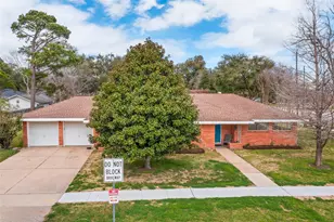 3601 E Jasmine St, Pearland, TX 77581 - Photo 1