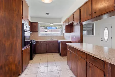 3601 E Jasmine Street, Pearland, TX 77581 - Photo 3