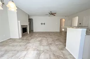 4723 Silverlake Dr, Sugar Land, TX 77479 - Photo 17