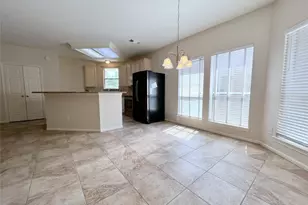 4723 Silverlake Dr, Sugar Land, TX 77479 - Photo 11