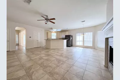 4723 Silverlake Drive, Sugar Land, TX 77479 - Photo 9