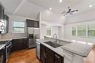 2305 Bastrop St, Houston, TX 77004 - Photo 5