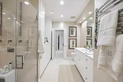 2623 Sutton Court, Houston, TX 77027 - Photo 17