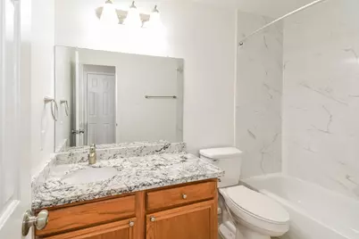 1060 Cabot Cove, Dickinson, TX 77539 - Photo 15
