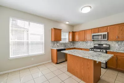 1060 Cabot Cove, Dickinson, TX 77539 - Photo 7