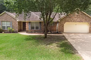 2115 Greentree Dr, Huntsville, TX 77340 - Photo 19