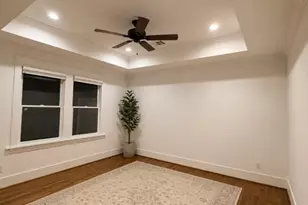1011 W Melwood St, Houston, TX 77009 - Photo 17