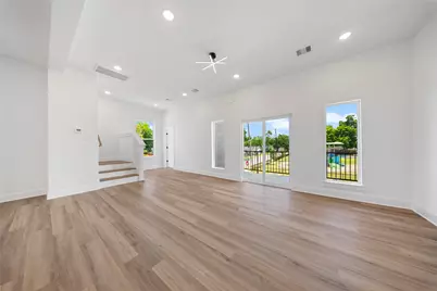 3219 Fontinot Street, Houston, TX 77026 - Photo 23
