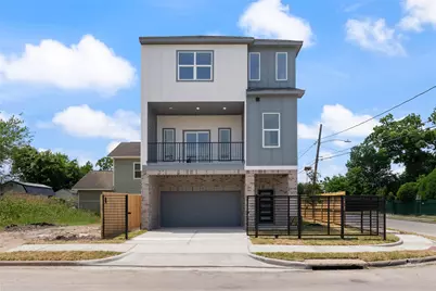 3219 Fontinot Street, Houston, TX 77026 - Photo 1