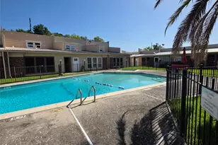1014 Graham St, Tomball, TX 77375 - Photo 13