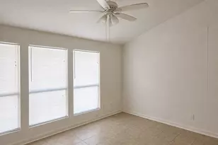1014 Graham St, Tomball, TX 77375 - Photo 3