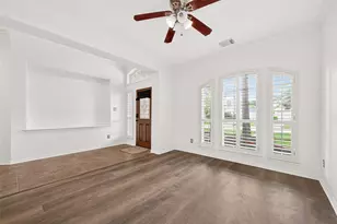 28307 Lauren Cove Ln, Spring, TX 77386 - Photo 5