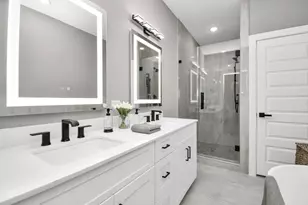 316 Thornton Rd, Houston, TX 77018 - Photo 15