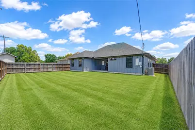 7610 Avenue G, Beasley, TX 77417 - Photo 37