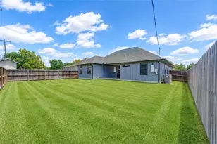 7610 Avenue G, Beasley, TX 77417 - Photo 37