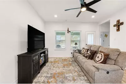 7610 Avenue G, Beasley, TX 77417 - Photo 7