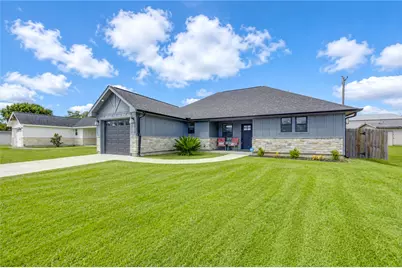7610 Avenue G, Beasley, TX 77417 - Photo 3
